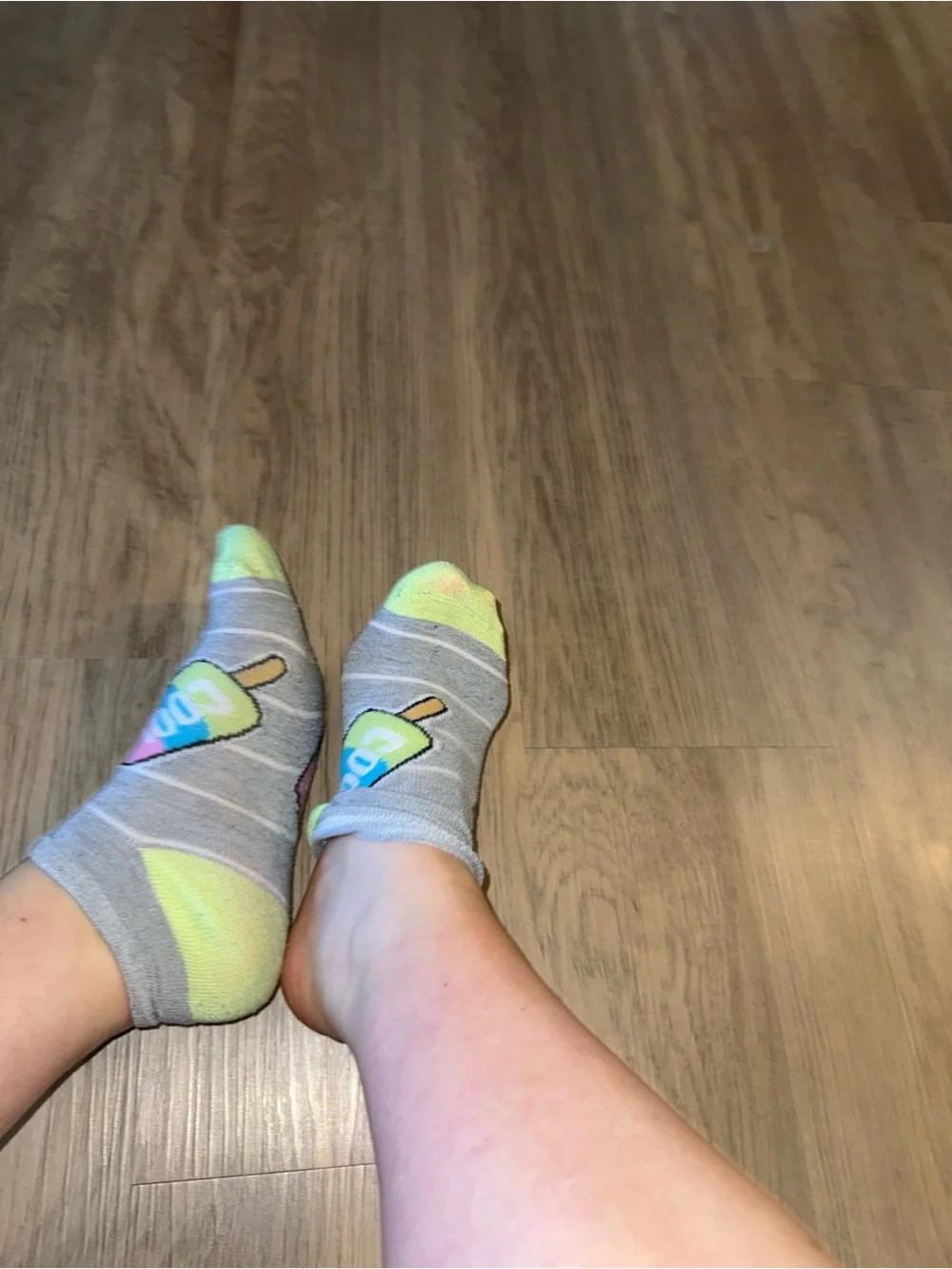 Women’s USED worn Gray & Neon Green No-Show Socks with Popsicle Motif